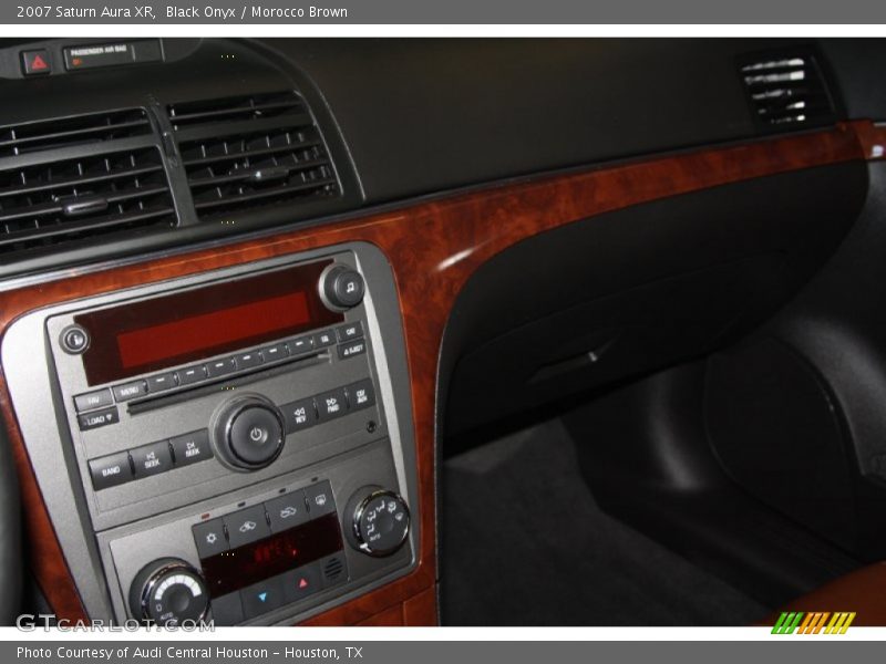 Black Onyx / Morocco Brown 2007 Saturn Aura XR