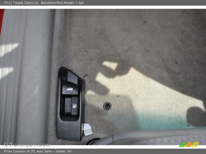 Barcelona Red Metallic / Ash 2011 Toyota Camry LE