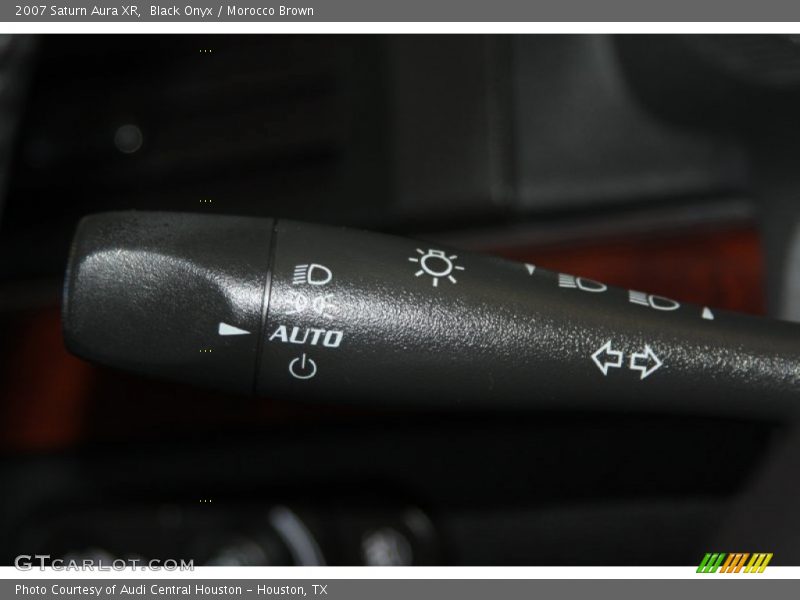 Black Onyx / Morocco Brown 2007 Saturn Aura XR