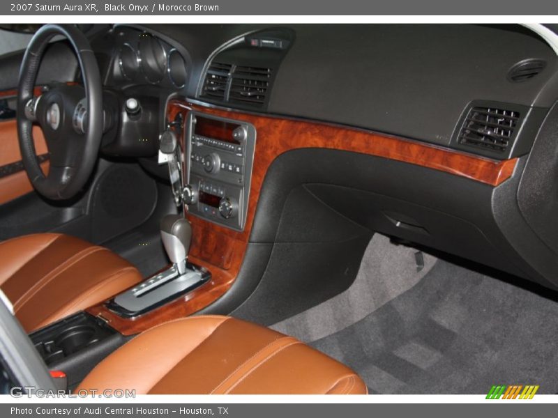 Black Onyx / Morocco Brown 2007 Saturn Aura XR
