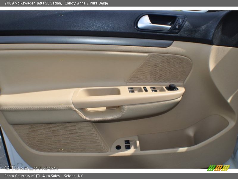 Candy White / Pure Beige 2009 Volkswagen Jetta SE Sedan