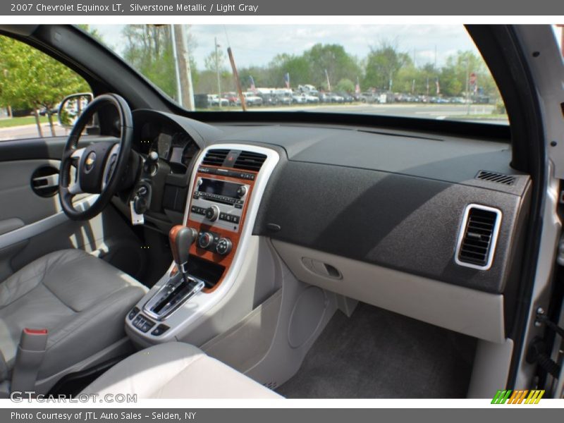 Silverstone Metallic / Light Gray 2007 Chevrolet Equinox LT