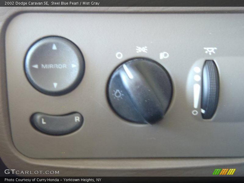 Steel Blue Pearl / Mist Gray 2002 Dodge Caravan SE