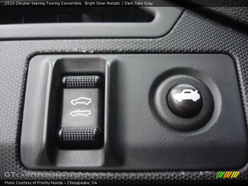 Bright Silver Metallic / Dark Slate Gray 2010 Chrysler Sebring Touring Convertible