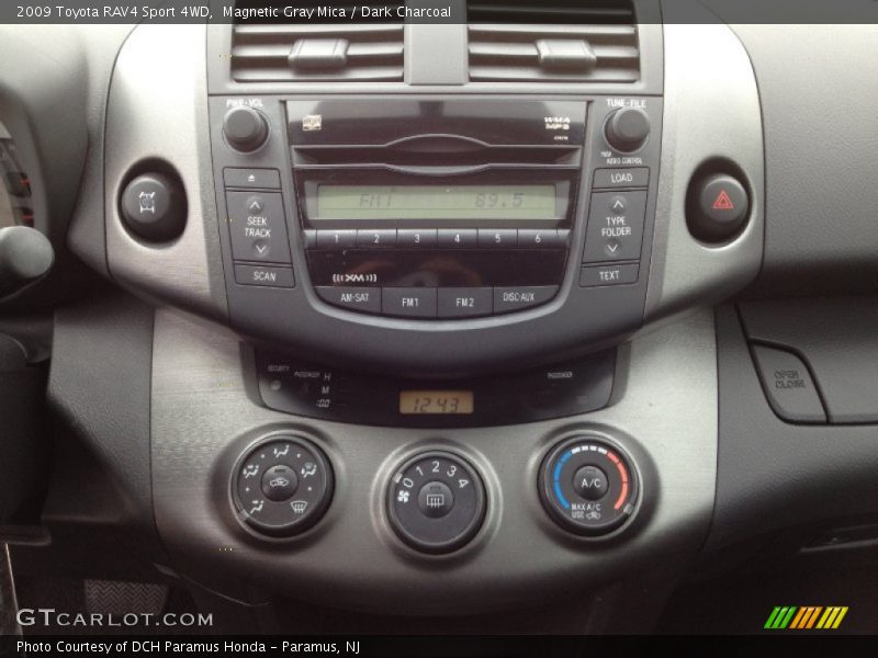 Controls of 2009 RAV4 Sport 4WD