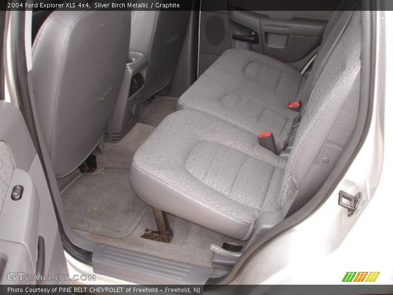  2004 Explorer XLS 4x4 Graphite Interior