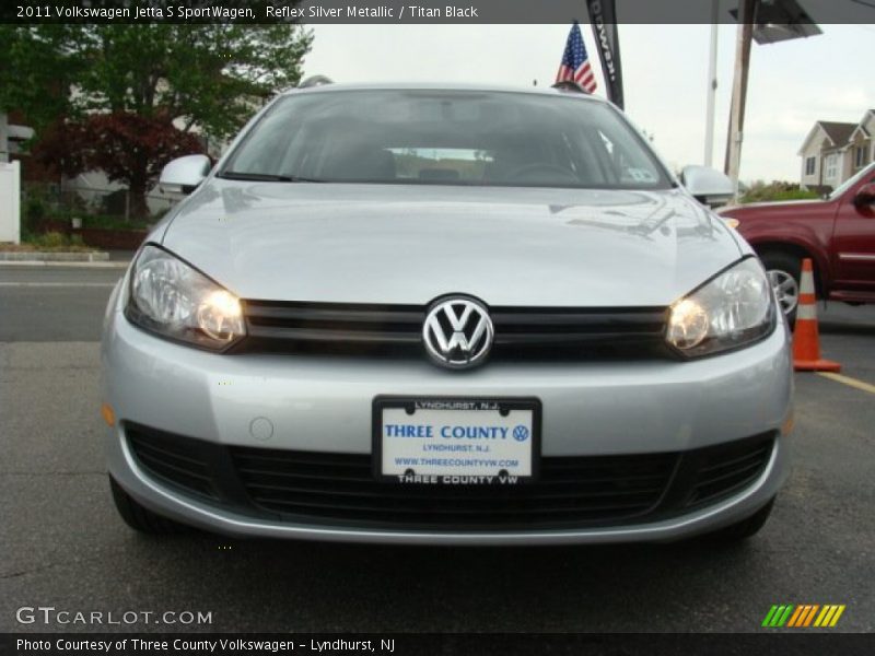 Reflex Silver Metallic / Titan Black 2011 Volkswagen Jetta S SportWagen