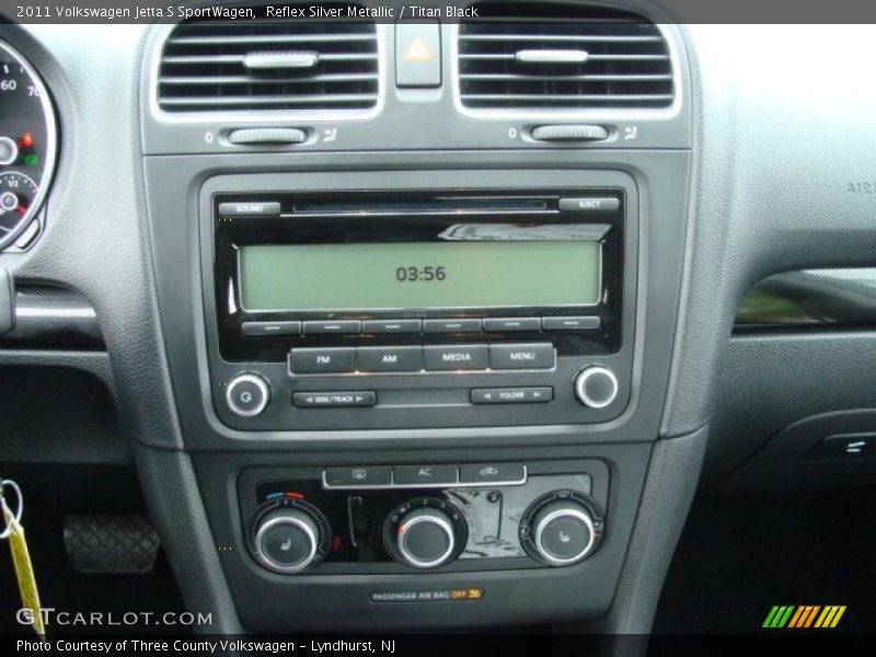 Reflex Silver Metallic / Titan Black 2011 Volkswagen Jetta S SportWagen
