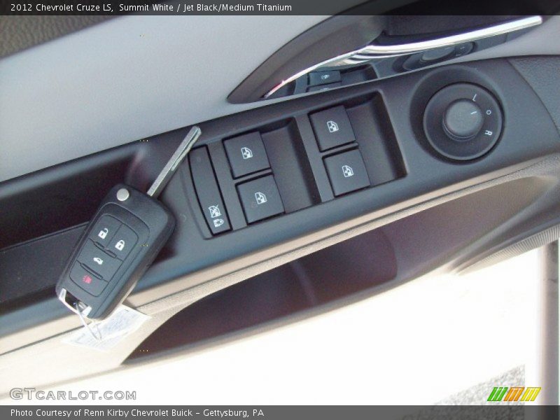Summit White / Jet Black/Medium Titanium 2012 Chevrolet Cruze LS