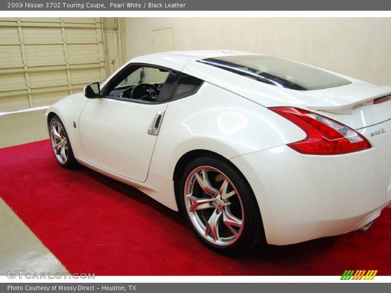 Pearl White / Black Leather 2009 Nissan 370Z Touring Coupe