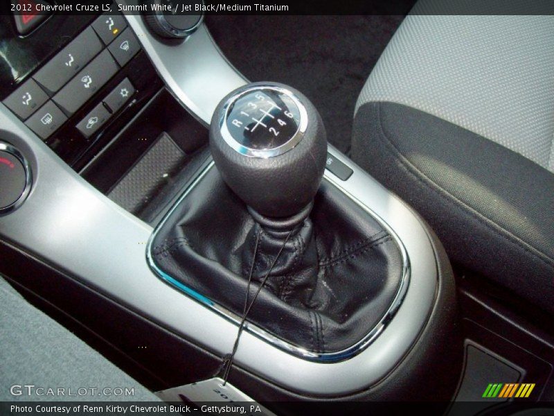 Summit White / Jet Black/Medium Titanium 2012 Chevrolet Cruze LS