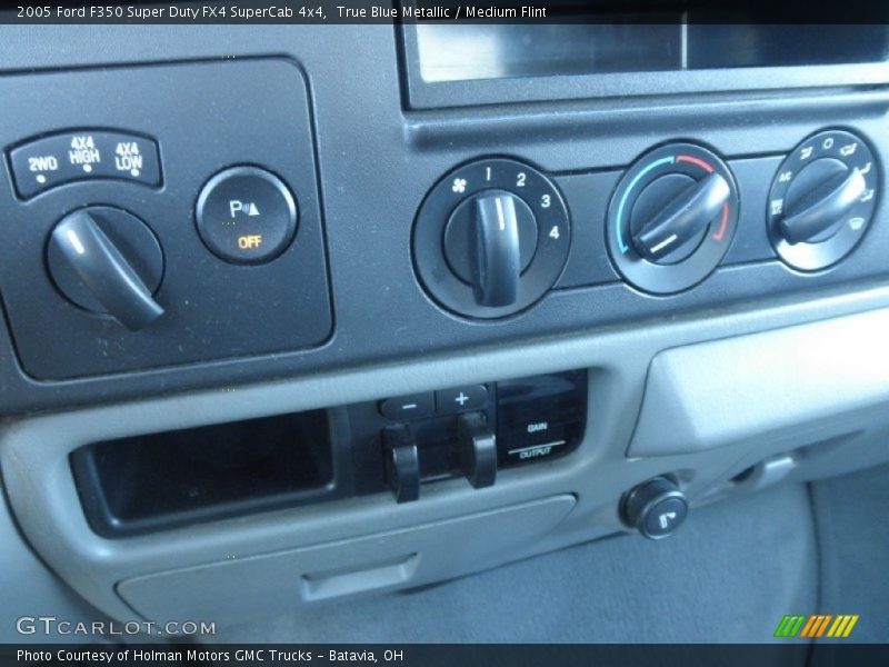 True Blue Metallic / Medium Flint 2005 Ford F350 Super Duty FX4 SuperCab 4x4