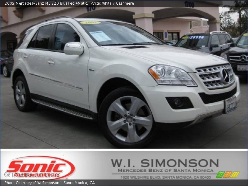 Arctic White / Cashmere 2009 Mercedes-Benz ML 320 BlueTec 4Matic