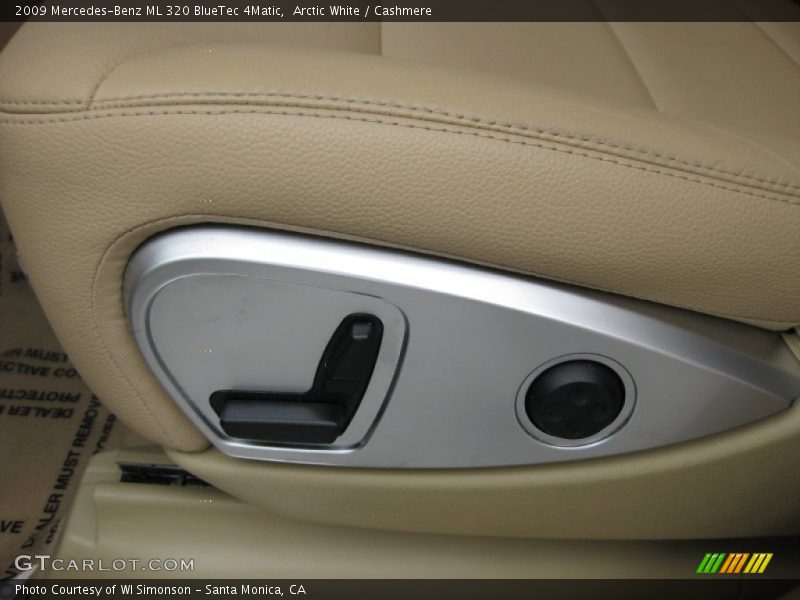 Arctic White / Cashmere 2009 Mercedes-Benz ML 320 BlueTec 4Matic