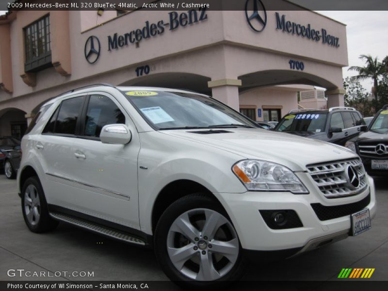 Arctic White / Cashmere 2009 Mercedes-Benz ML 320 BlueTec 4Matic