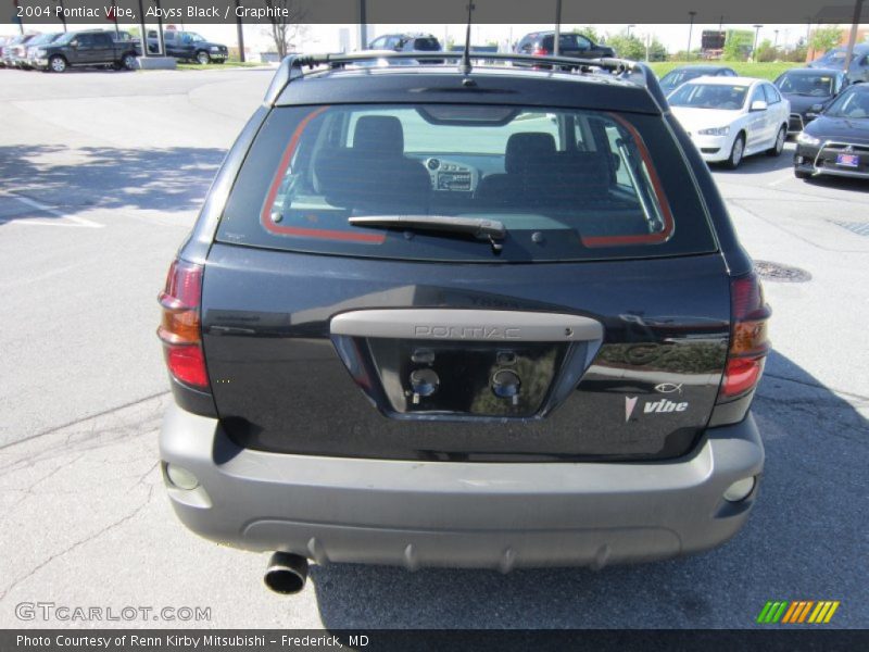 Abyss Black / Graphite 2004 Pontiac Vibe