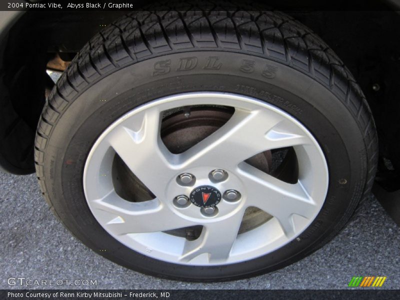 Abyss Black / Graphite 2004 Pontiac Vibe