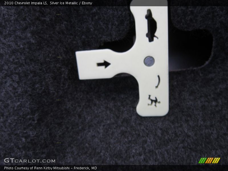 Silver Ice Metallic / Ebony 2010 Chevrolet Impala LS