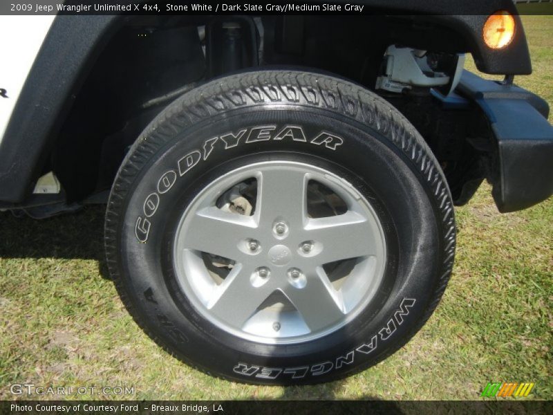 Stone White / Dark Slate Gray/Medium Slate Gray 2009 Jeep Wrangler Unlimited X 4x4