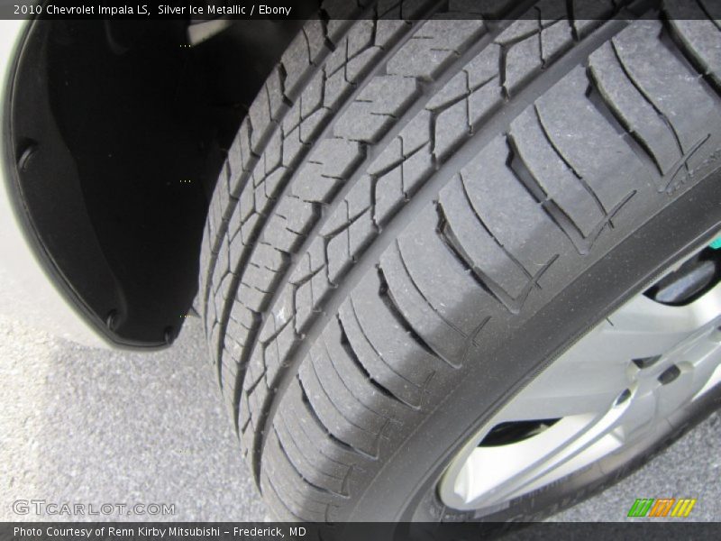 Silver Ice Metallic / Ebony 2010 Chevrolet Impala LS