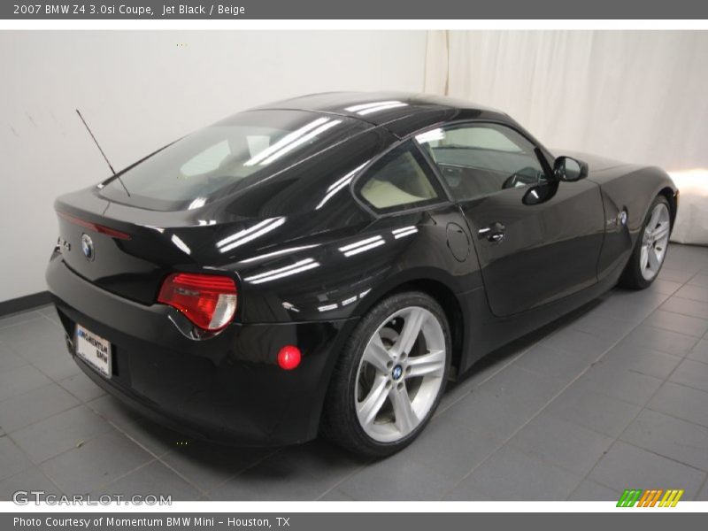 Jet Black / Beige 2007 BMW Z4 3.0si Coupe