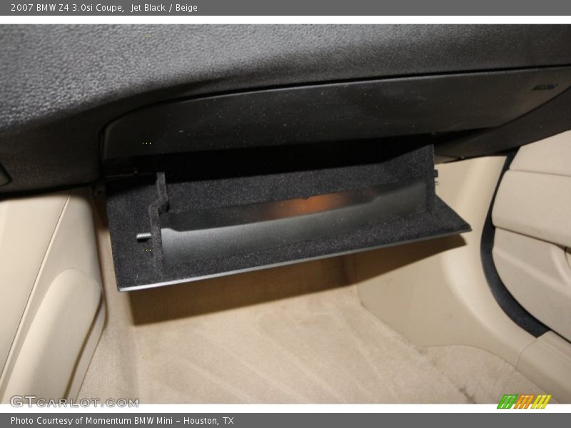 Jet Black / Beige 2007 BMW Z4 3.0si Coupe