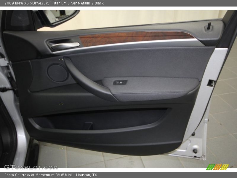 Titanium Silver Metallic / Black 2009 BMW X5 xDrive35d