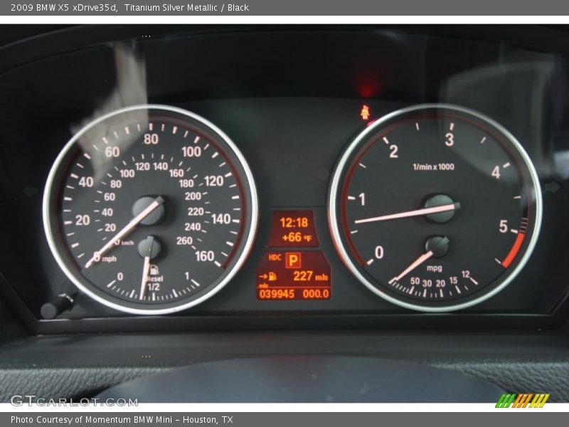 Titanium Silver Metallic / Black 2009 BMW X5 xDrive35d