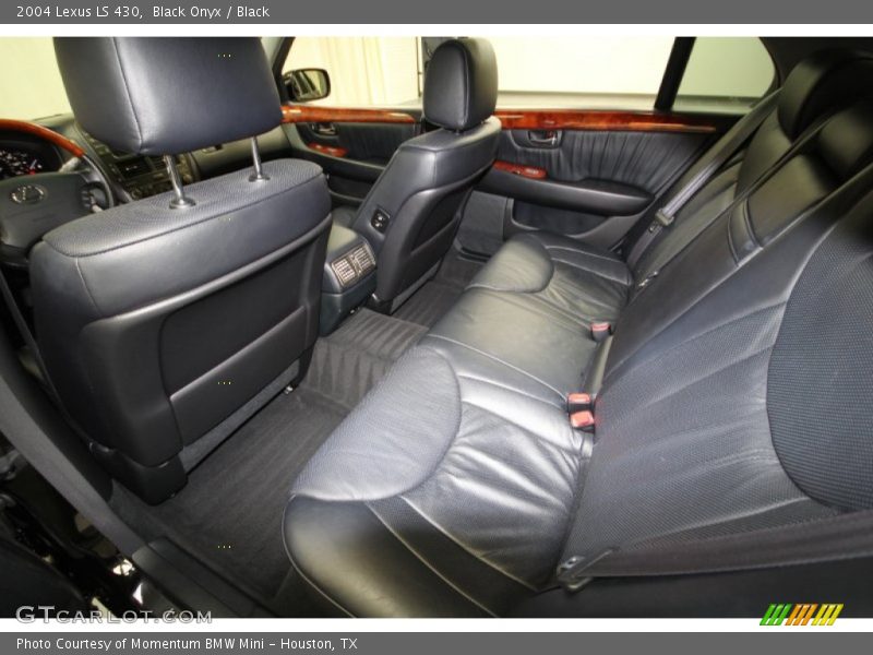 Black Onyx / Black 2004 Lexus LS 430