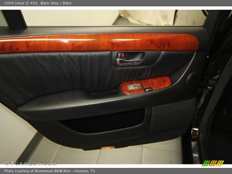Black Onyx / Black 2004 Lexus LS 430