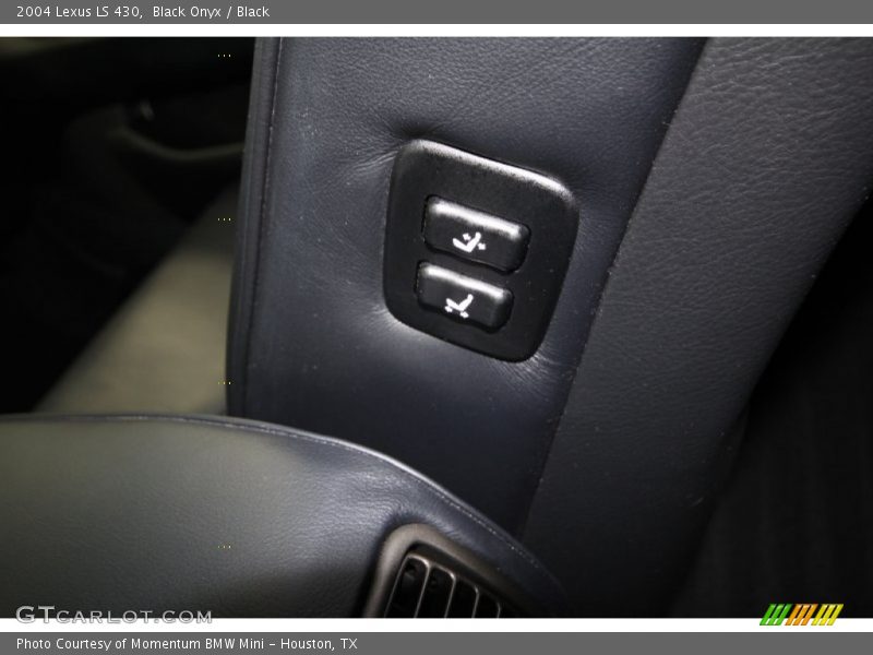 Black Onyx / Black 2004 Lexus LS 430
