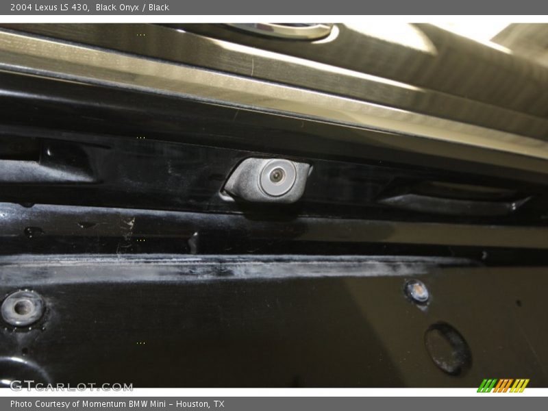 Black Onyx / Black 2004 Lexus LS 430