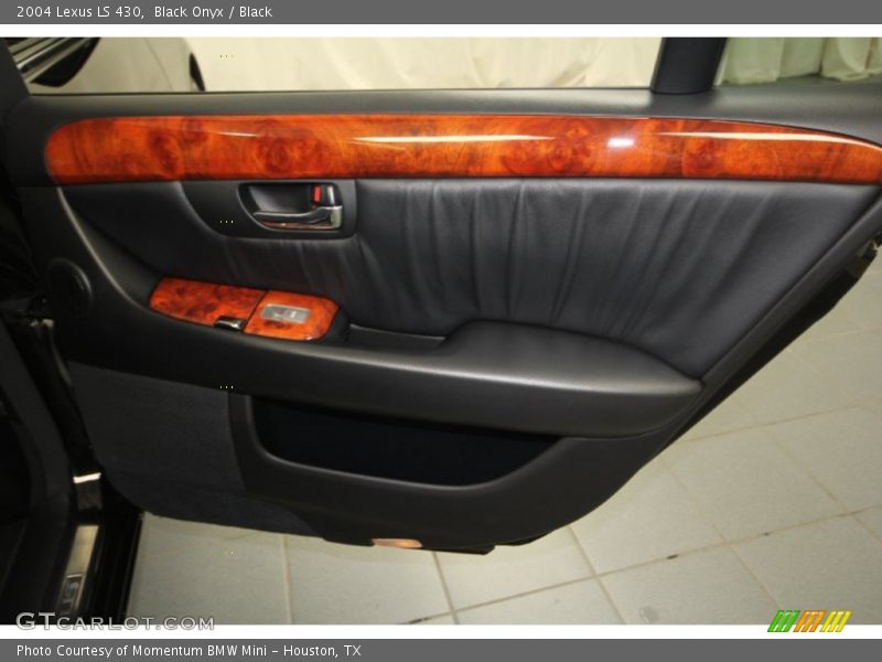 Black Onyx / Black 2004 Lexus LS 430