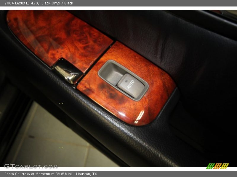 Black Onyx / Black 2004 Lexus LS 430