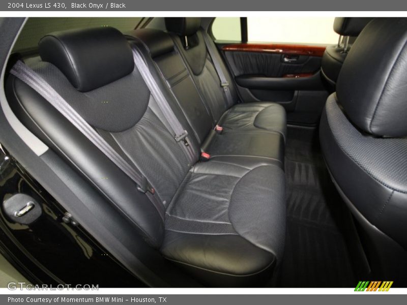 Black Onyx / Black 2004 Lexus LS 430