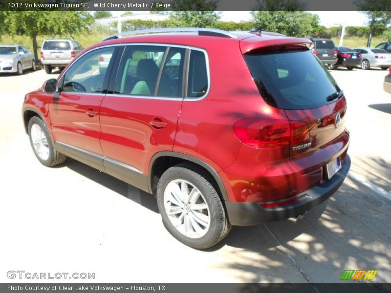 Wild Cherry Metallic / Beige 2012 Volkswagen Tiguan SE