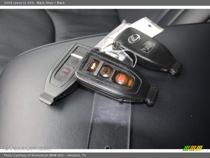 Black Onyx / Black 2004 Lexus LS 430