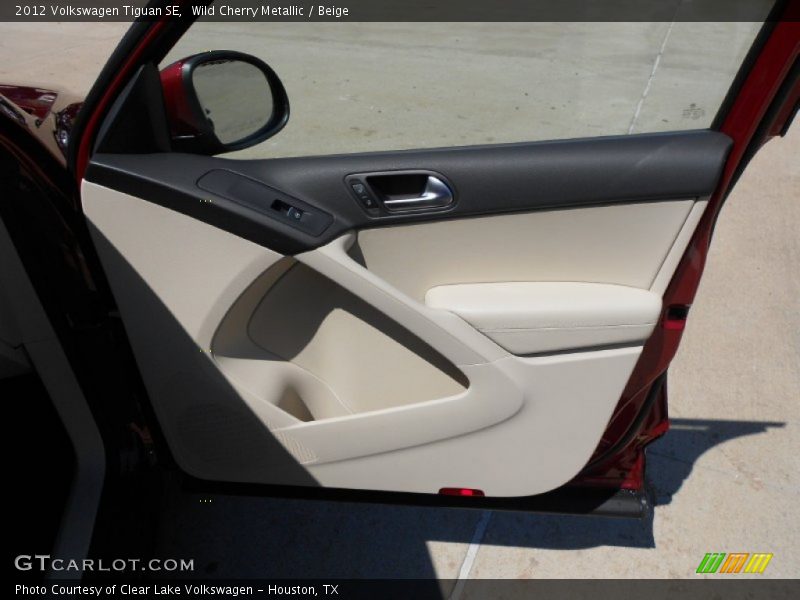 Wild Cherry Metallic / Beige 2012 Volkswagen Tiguan SE