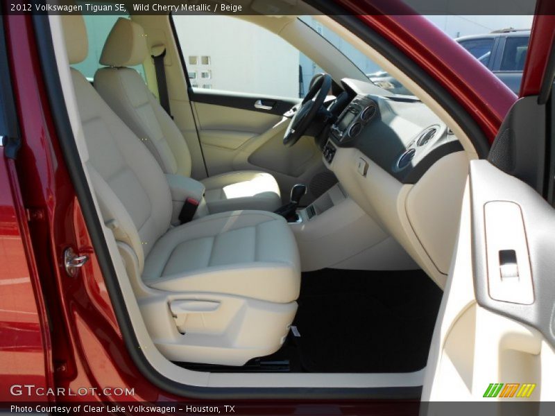 Wild Cherry Metallic / Beige 2012 Volkswagen Tiguan SE