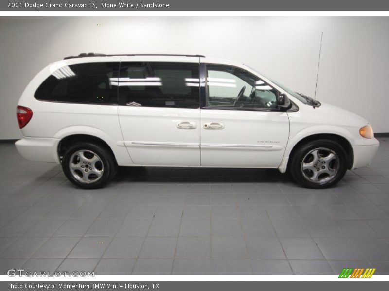 Stone White / Sandstone 2001 Dodge Grand Caravan ES