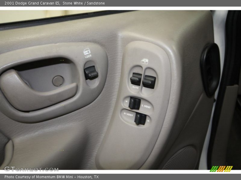 Stone White / Sandstone 2001 Dodge Grand Caravan ES