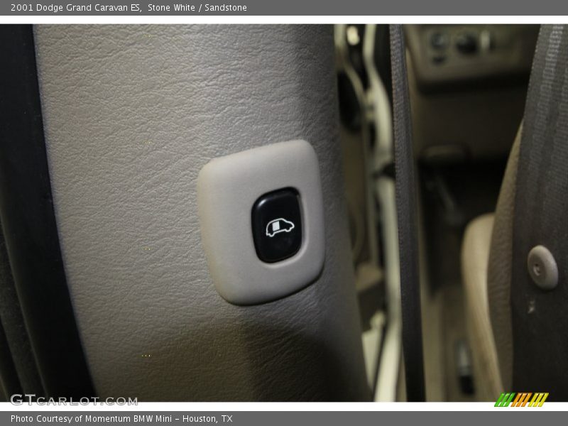 Stone White / Sandstone 2001 Dodge Grand Caravan ES