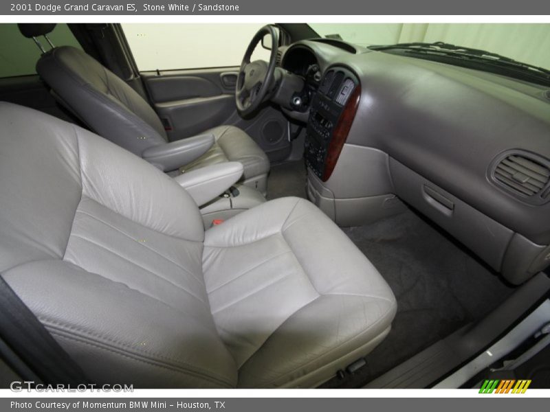 Stone White / Sandstone 2001 Dodge Grand Caravan ES