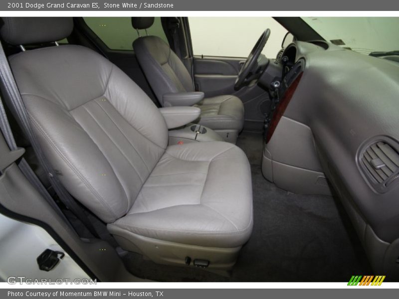 Stone White / Sandstone 2001 Dodge Grand Caravan ES