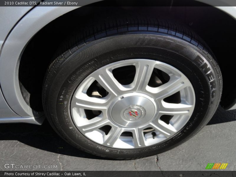 Radiant Silver / Ebony 2010 Cadillac DTS