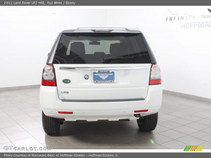 Fuji White / Ebony 2011 Land Rover LR2 HSE