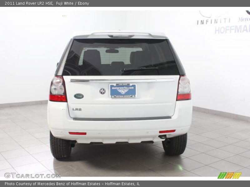 Fuji White / Ebony 2011 Land Rover LR2 HSE