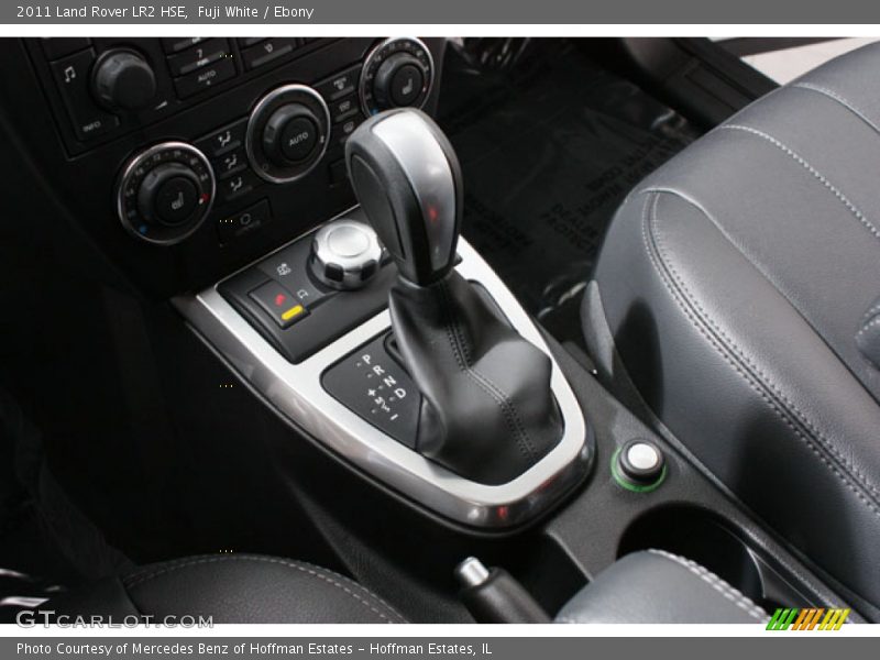 Fuji White / Ebony 2011 Land Rover LR2 HSE