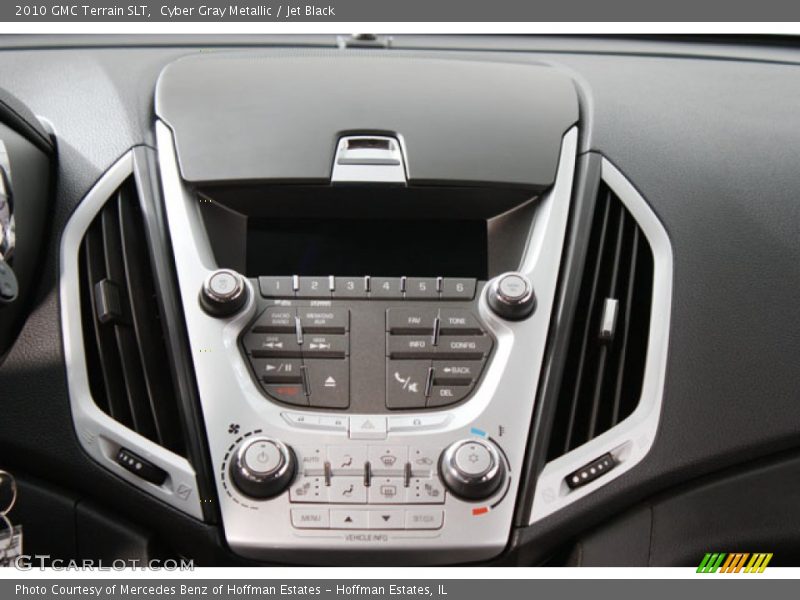 Cyber Gray Metallic / Jet Black 2010 GMC Terrain SLT