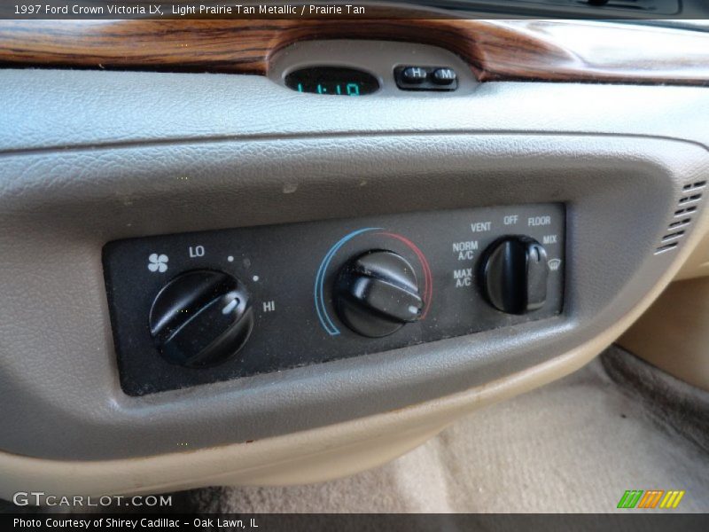 Light Prairie Tan Metallic / Prairie Tan 1997 Ford Crown Victoria LX